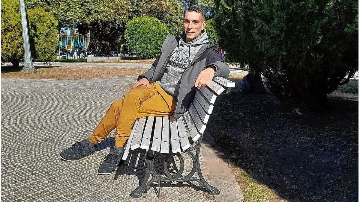 Entrevista con Daniel Morali: “En las escuelas hay profesores que no pueden leer en un acto” - imagen de origen