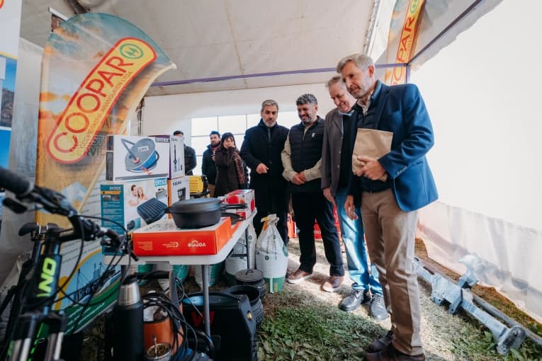 Frigerio estuvo en el aniversario de Aranguren y remarcó la necesidad de respaldar al sector productivo - imagen de origen