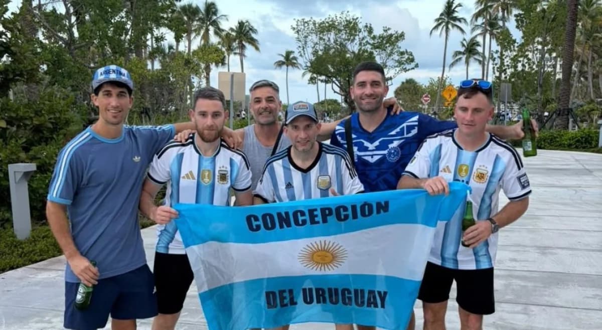 Cinco uruguayenses cumplirán el sueño de alentar a la Selección en Miami - imagen de origen