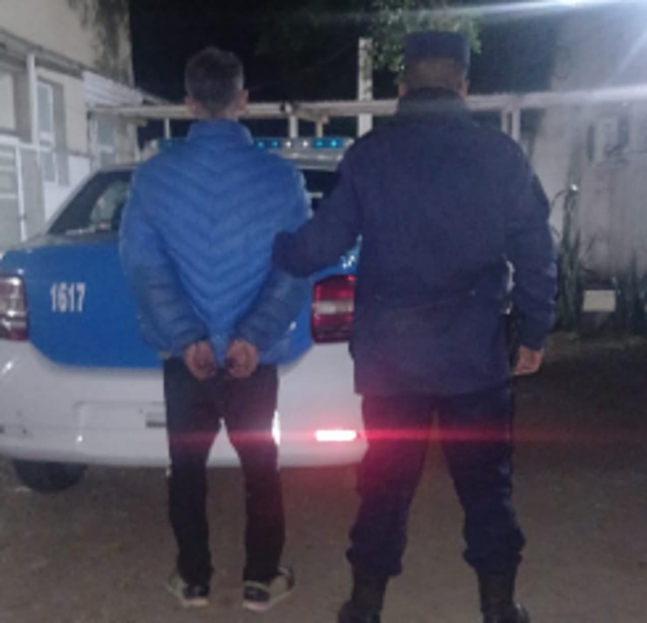 Intentó robar alimentos en una rotisería y fue detenido - imagen de origen