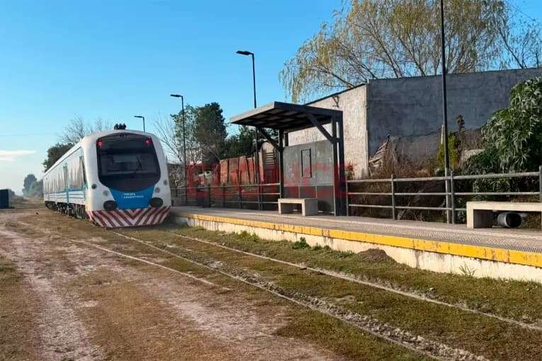 Realizaron pruebas del tren Paraná - La Picada y vecinos reclamaron que vuelva el servicio - imagen de origen