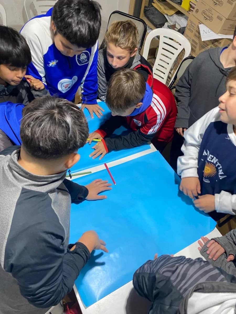 El Municipio promovió un taller sobre adolescencias saludables en el Club Parque Sur - imagen de origen