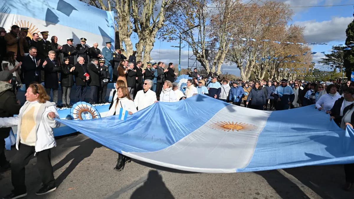 Gualeguaychú prepara el gran desfile para el 9 de Julio - imagen de origen