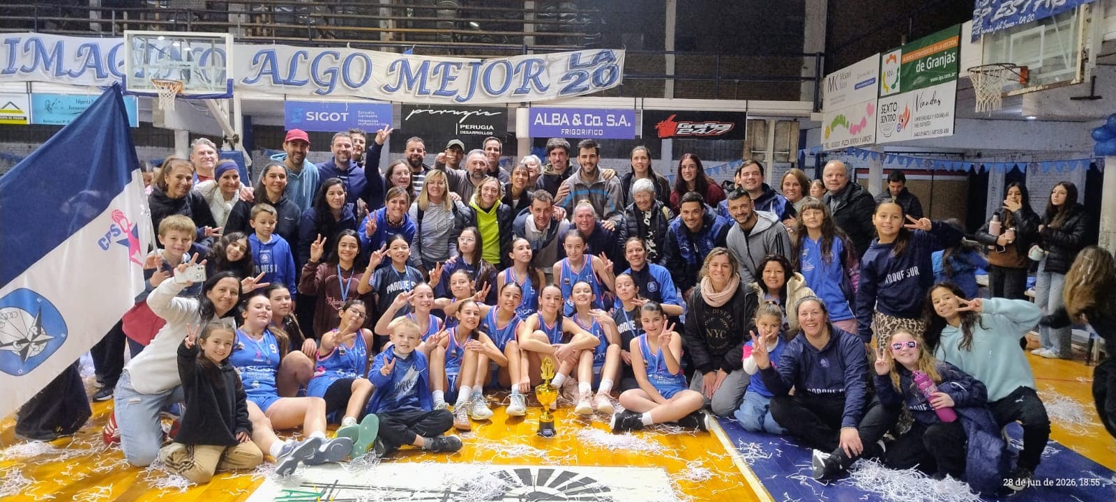 La sub13 Parque Sur en el podio provincial - imagen de origen