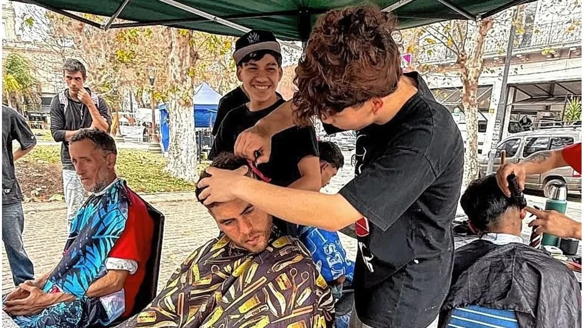 Barberos de Concordia impulsan campaña solidaria - imagen de origen