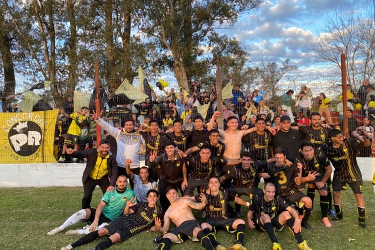 Comunicaciones venció a Salto Grande y se clasificó al Regional - imagen de origen