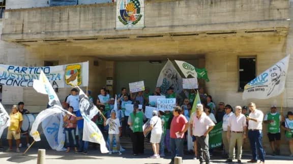 ATE Concordia denunció el despido de más de 100 trabajadores municipales - imagen de origen