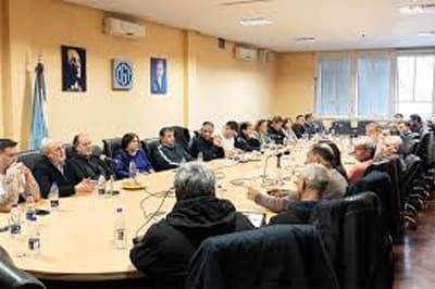 Crean una mesa multisectorial para enfrentar la crisis de Granja Tres Arroyos y defender el empleo - imagen de origen