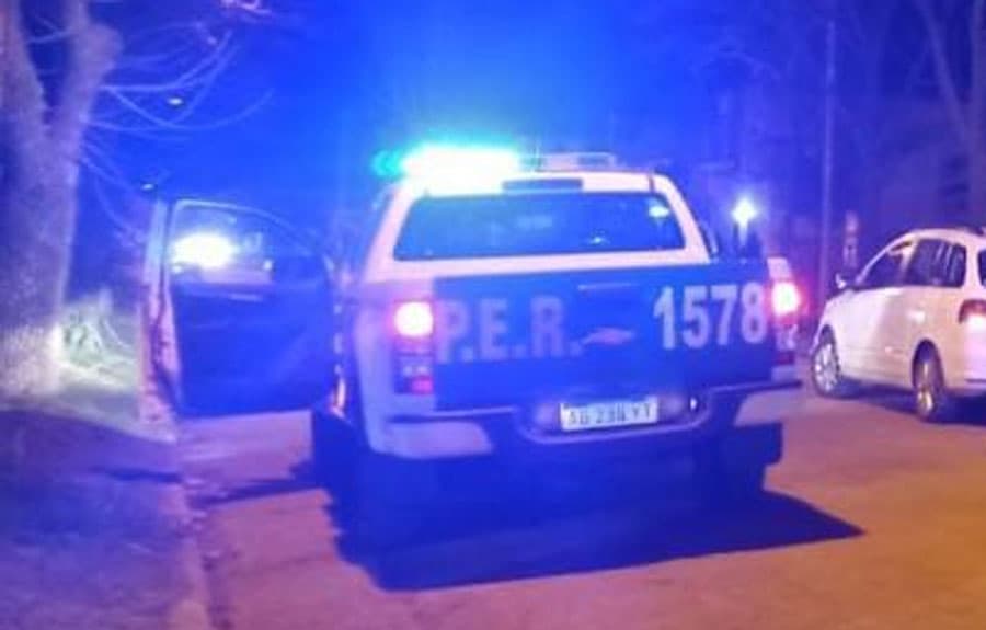 Violencia escolar en Concepción del Uruguay: pelea y amenazas entre dos alumnas de 6.° año movilizó a la Policía a la Escuela Padre Rolando - imagen de origen