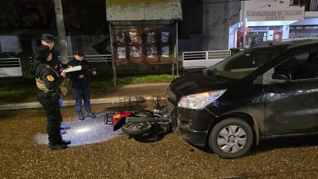 Un joven falleció tras un violento siniestro vial entre una moto y un automóvil - imagen de origen