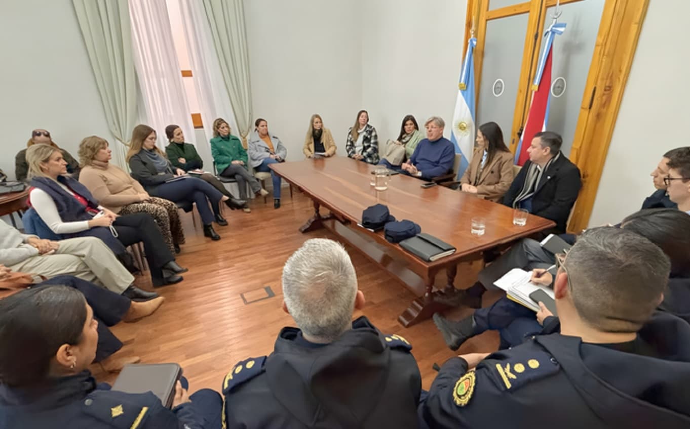 Se reunió la Mesa Transministerial para el abordaje de las violencias de género - imagen de origen