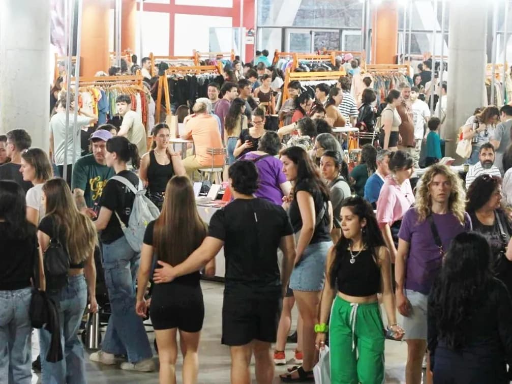 Abrió la convocatoria para la 10° Feria del Centro que se realizará en Rosario - imagen de origen