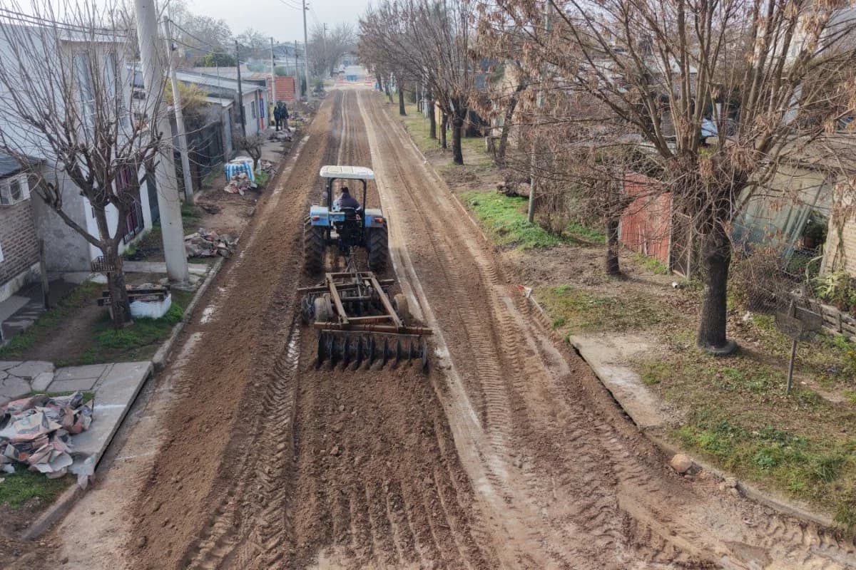 Continúan con la reconstrucción integral de la calle Périgan - imagen de origen