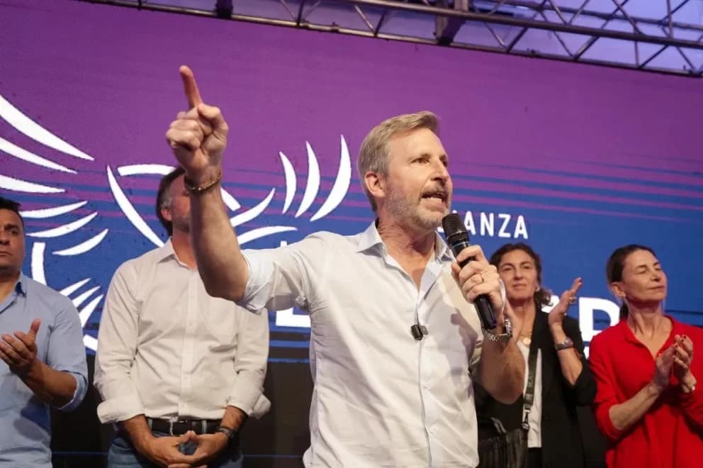 Frigerio pidió al PRO y a La Libertad Avanza confluir en una oferta electoral común para 2027 - imagen de origen