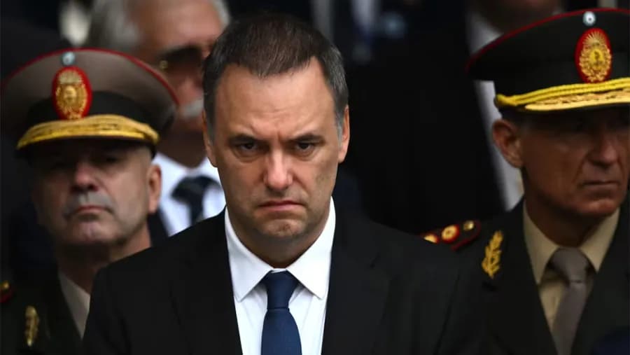 Manuel Adorni renunció después de tres meses de escándalo por su patrimonio, mañana anuncian a su reemplazante | Análisis - imagen de origen
