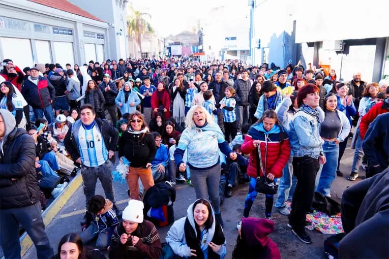 Argentina-Cabo Verde: convocan a vivir el Mundial en pantalla gigante en Paraná - imagen de origen