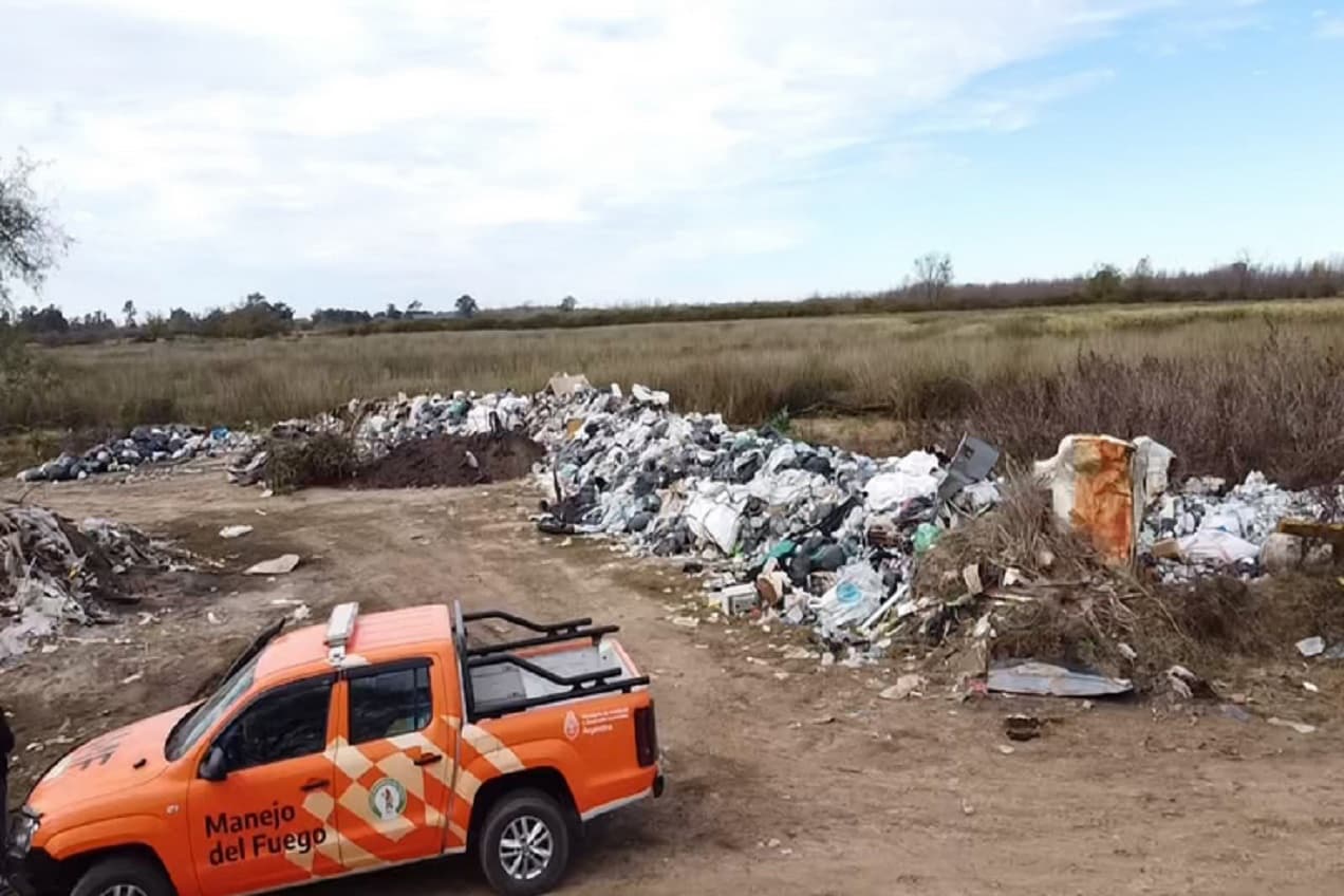 Ambiente dispuso el cese preventivo de un sitio de volcado de residuos en Villa Paranacito - imagen de origen