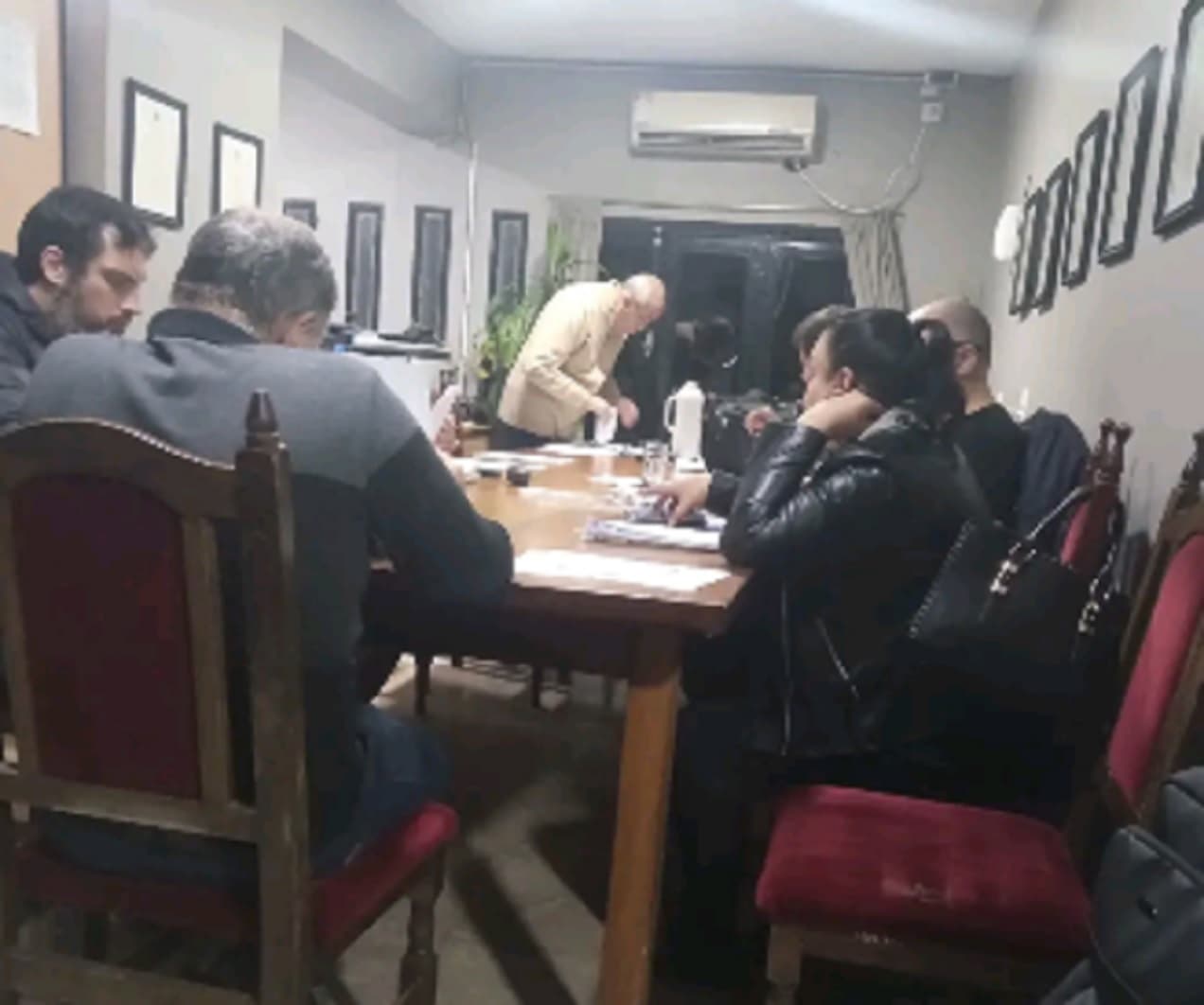 Los Concejales de Cambiemos/Ucr votaron en contra de la creación de trabajo e inversiones en Santa Elena - imagen de origen