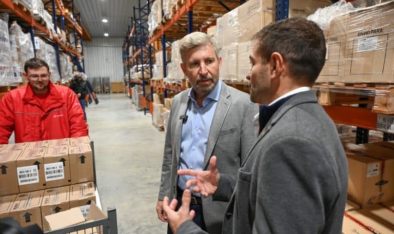 Frigerio presentó el nuevo sistema de compra de medicamentos: afirman más competencia, menor costo y mayor control - imagen de origen