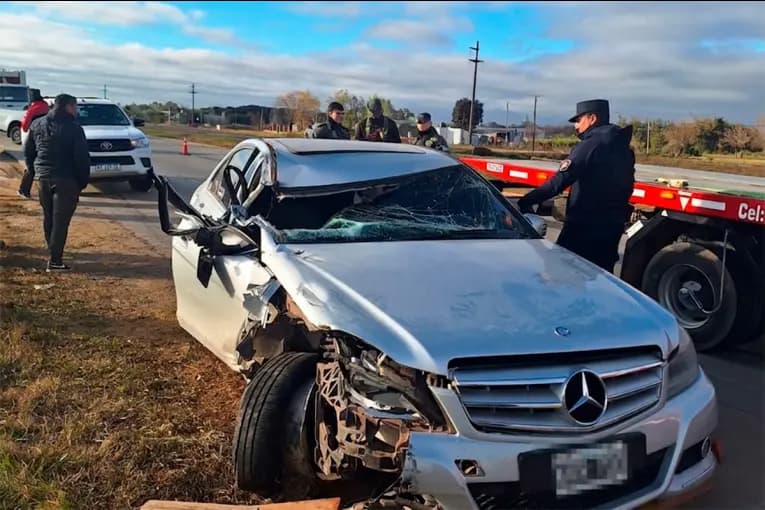 Un conductor fue hospitalizado tras múltiple choque en la Autovía Gervasio Artigas - imagen de origen