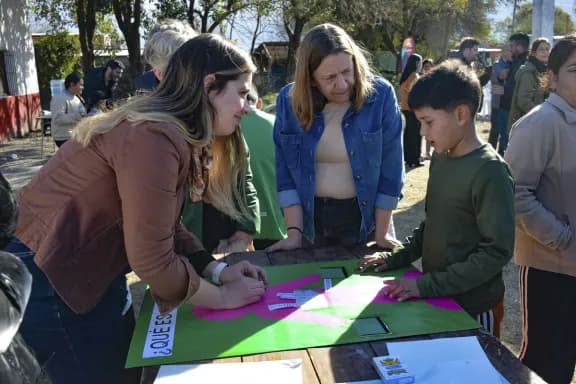 CrecER llegó a La Paz con una jornada de cuidado integral para niños - imagen de origen