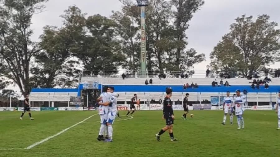 Gimnasia ganó en casa, pero deberá jugar la Reválida | Análisis - imagen de origen